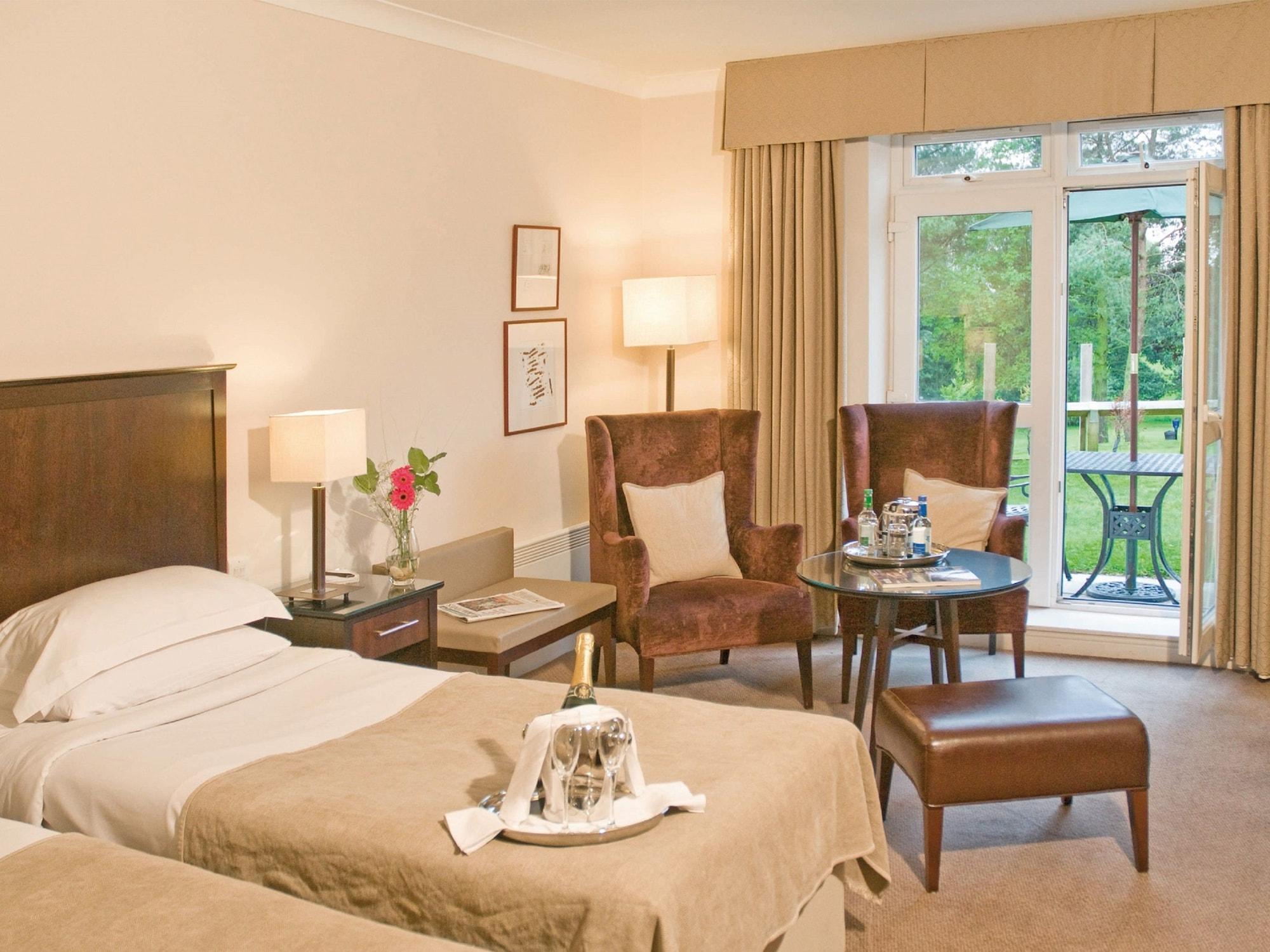 Macdonald Hill Valley Hotel, Spa & Golf Resort Whitchurch  Eksteriør billede
