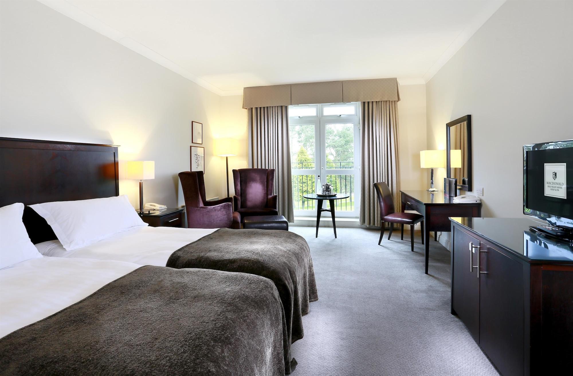 Macdonald Hill Valley Hotel, Spa & Golf Resort Whitchurch  Eksteriør billede