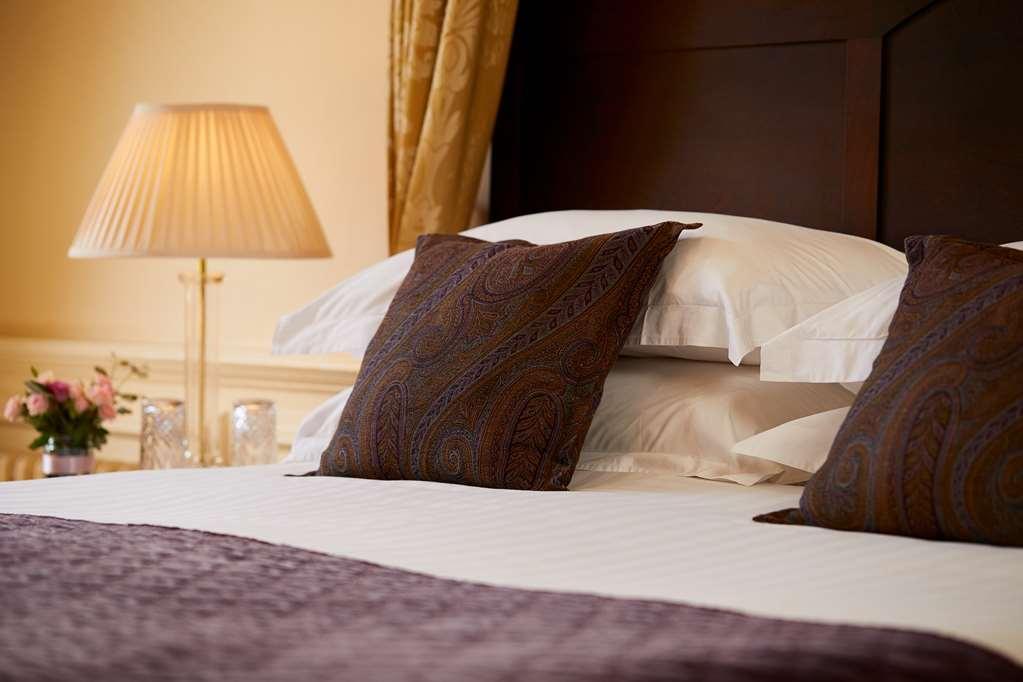 Macdonald Hill Valley Hotel, Spa & Golf Resort Whitchurch  Værelse billede