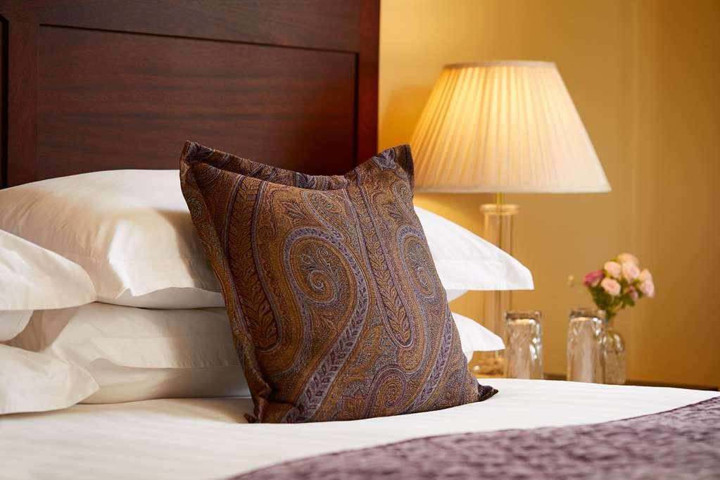 Macdonald Hill Valley Hotel, Spa & Golf Resort Whitchurch  Værelse billede
