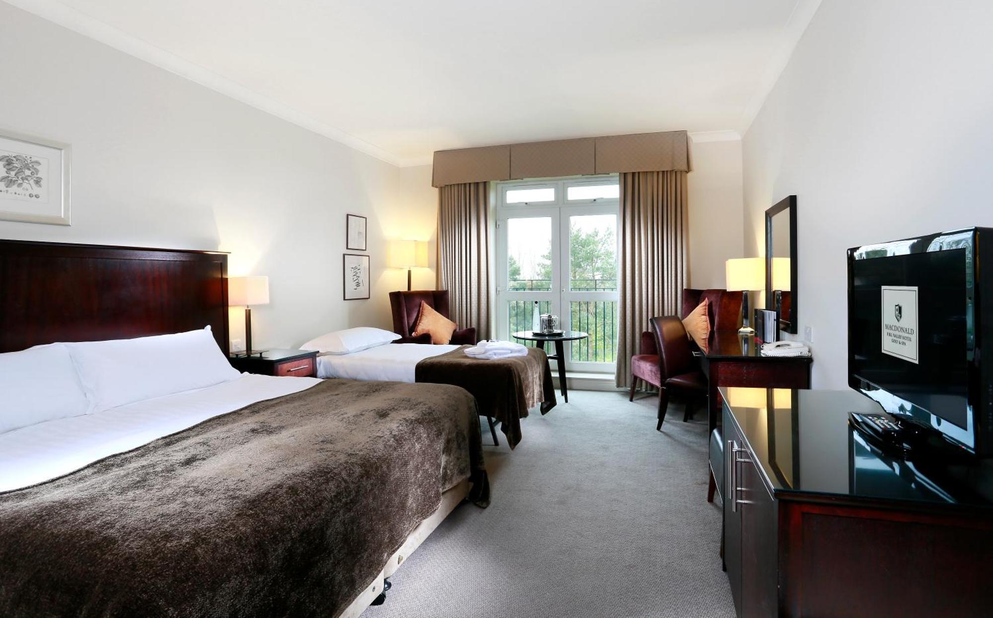 Macdonald Hill Valley Hotel, Spa & Golf Resort Whitchurch  Eksteriør billede