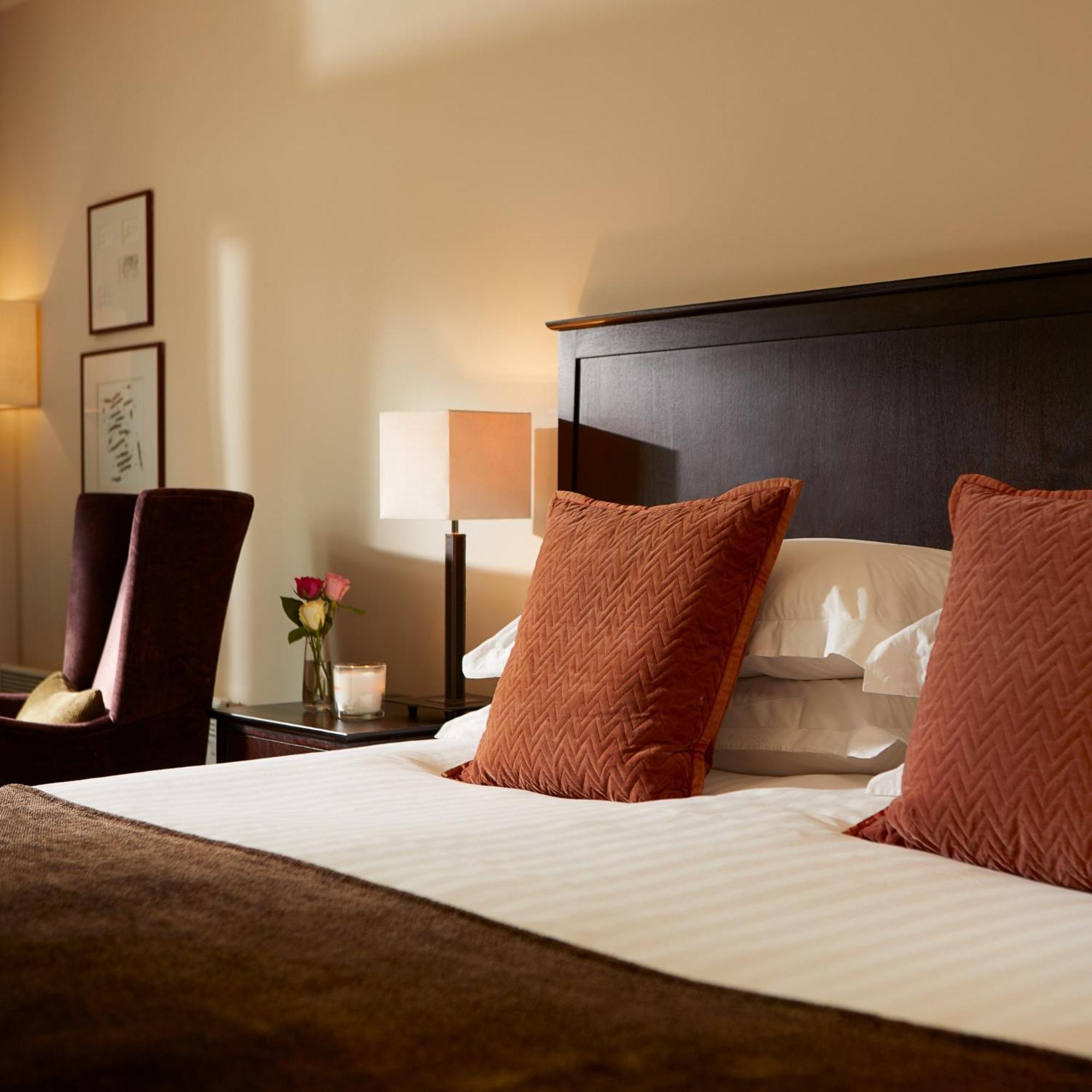 Macdonald Hill Valley Hotel, Spa & Golf Resort Whitchurch  Eksteriør billede